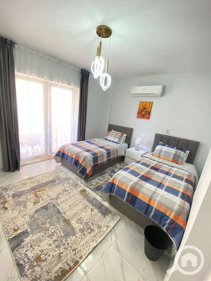 7 6dab686f-8e33-46cf-854b-8e3cfd1bfcdf. jpeg