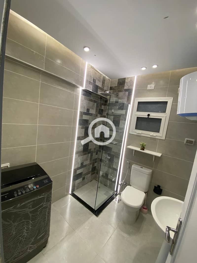 11 35f8fbc9-0071-4db7-a6e1-c305b94089b4. jpeg