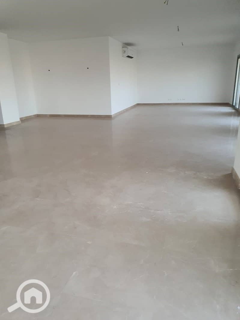 6 8a04b3e4-7e58-4b8e-bd67-3504bfdc521a. jpg