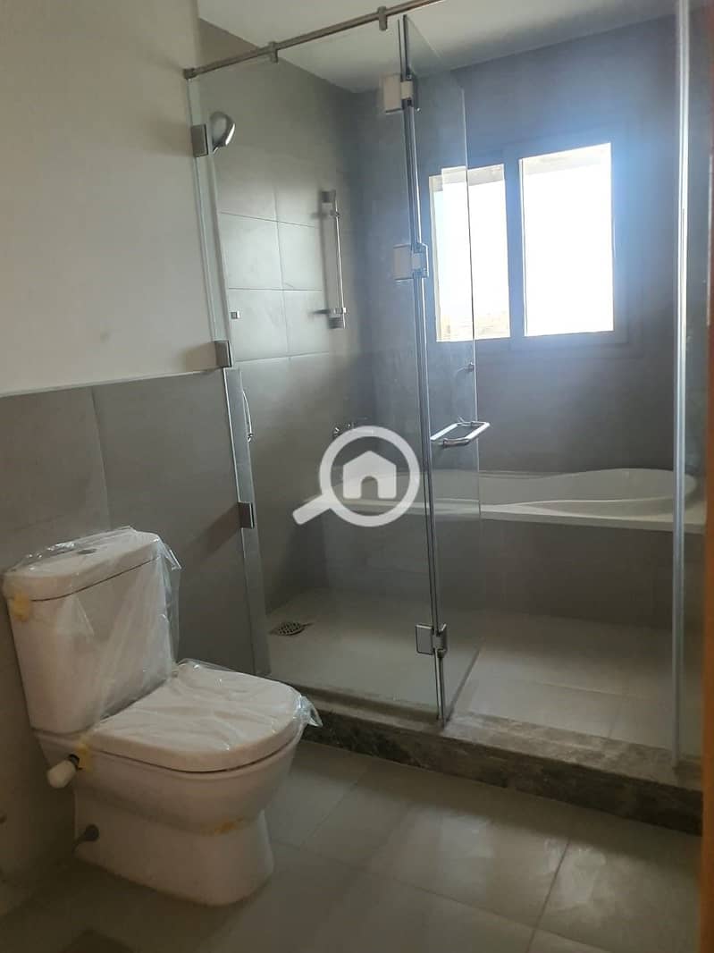 8 1acc2408-e6e6-4997-b705-5fc4806b803a. jpg