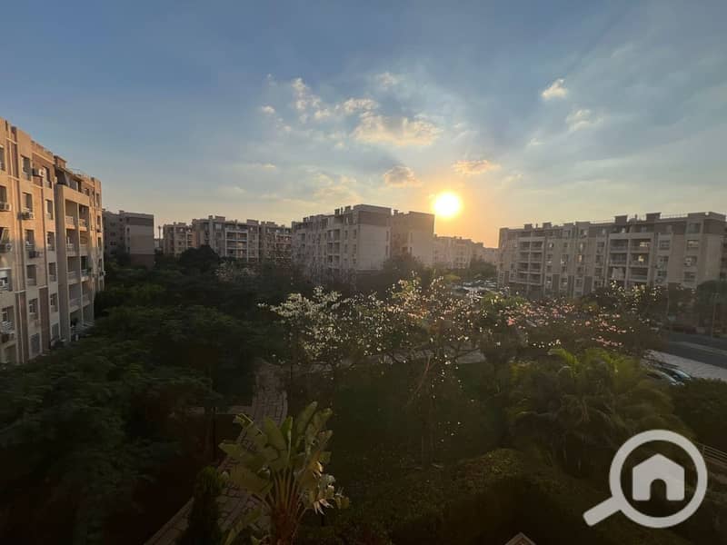 5827834853750147920. jpg