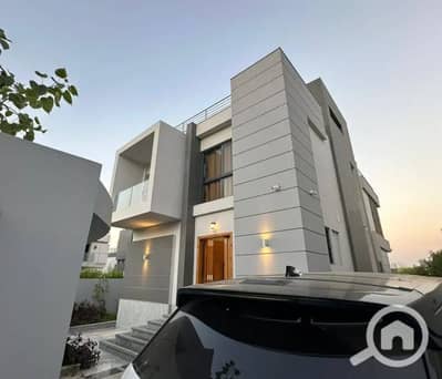 فیلا 5 غرف نوم للبيع في الشيخ زايد، الجيزة - WhatsApp Image 2025-09-16 at 6.30. 46 PM. jpeg فیلا 5 غرف نوم للبيع في الشيخ زايد، الجيزة - WhatsApp Image 2025-09-16 at 6.30. 46 PM. jpeg