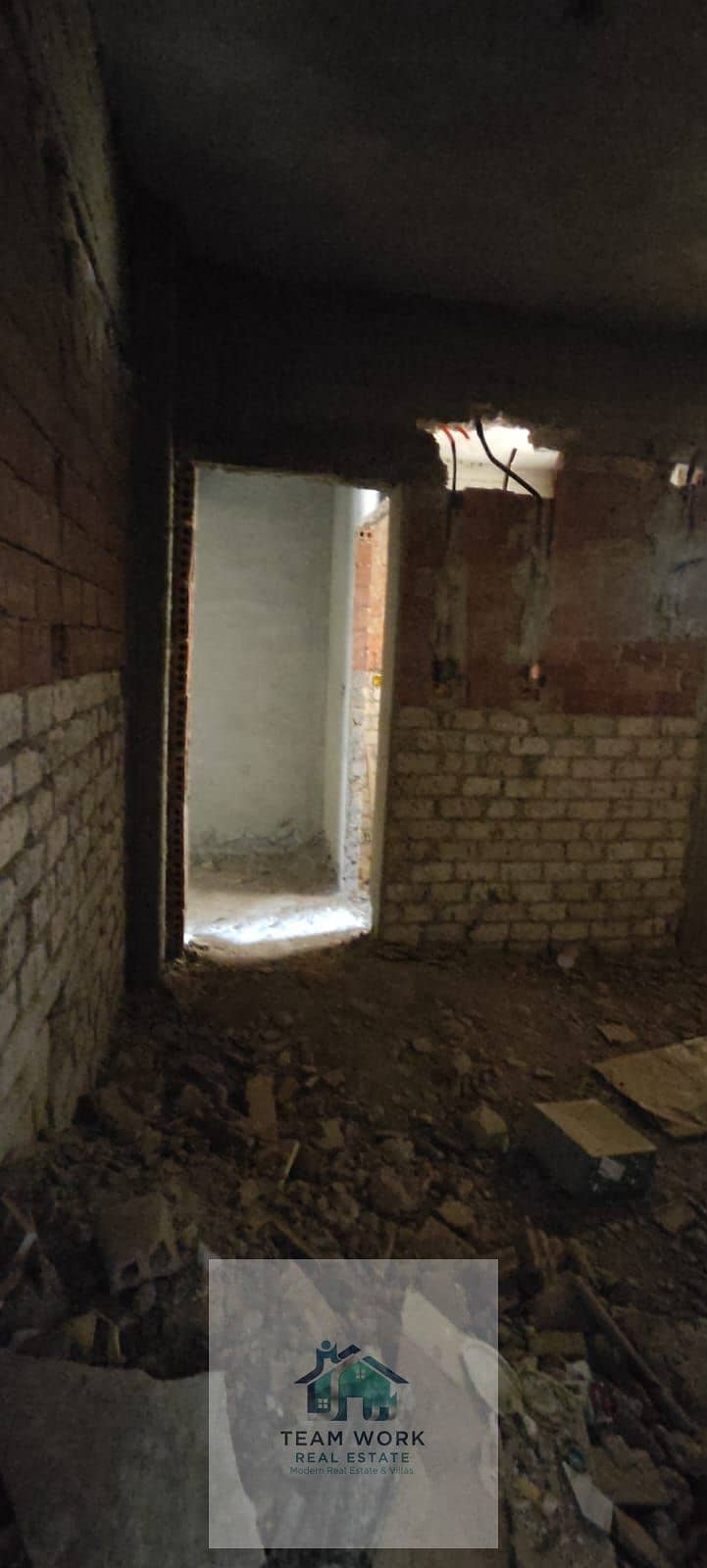 7 595cf74c-1bb8-40ba-9a07-aeabd6e1c468. jpg