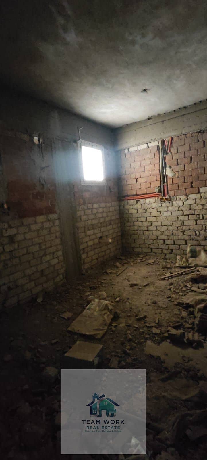 12 c7c60290-1224-45ac-b822-e22c1cb1eb75. jpg