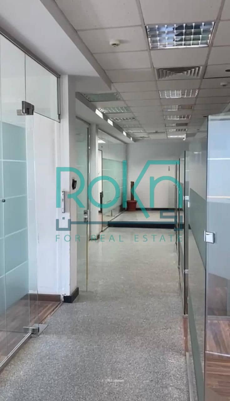 4 699c11b6-e13f-4fce-9242-a79168a4ef04. jpg