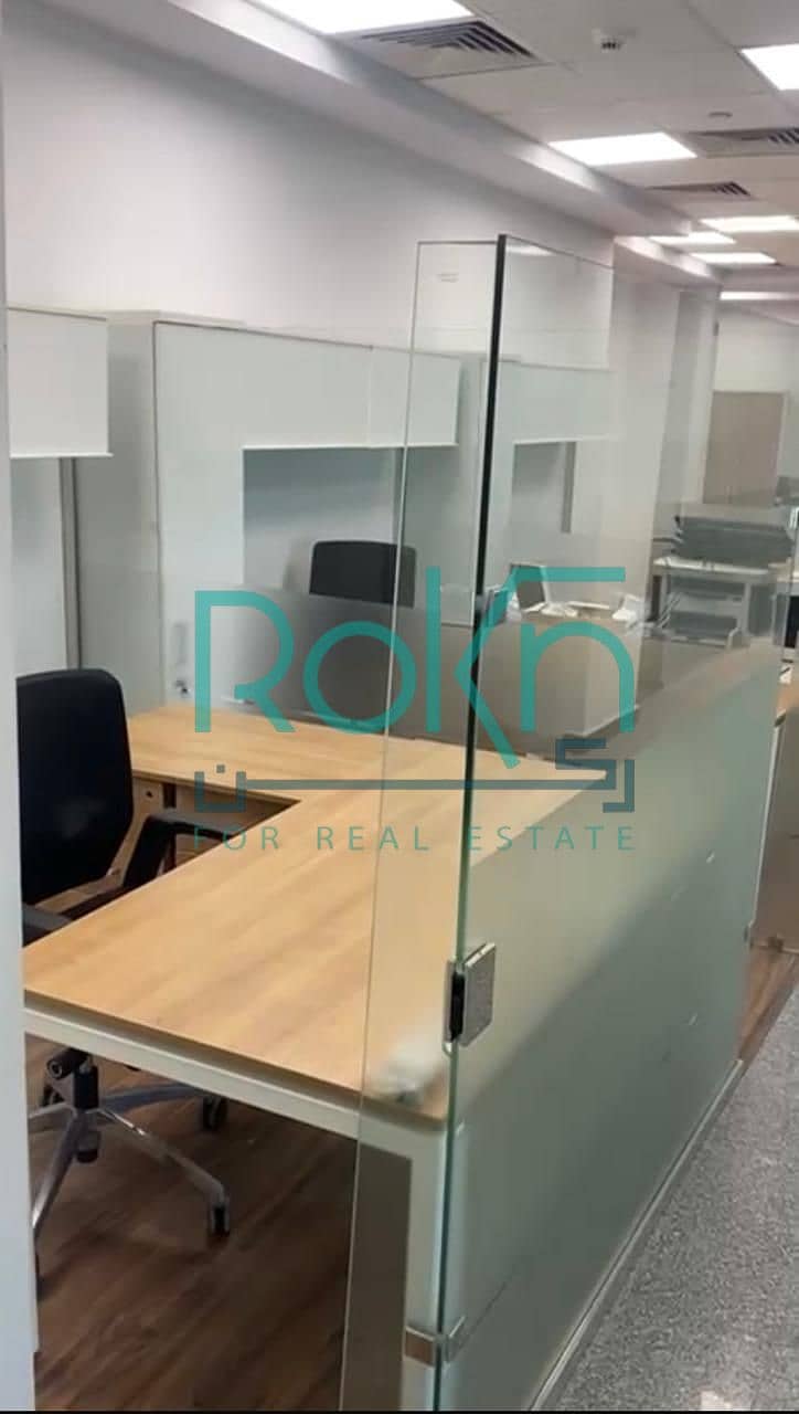 6 88fab67a-2a57-402f-bd1d-18312d77b0ea. jpg