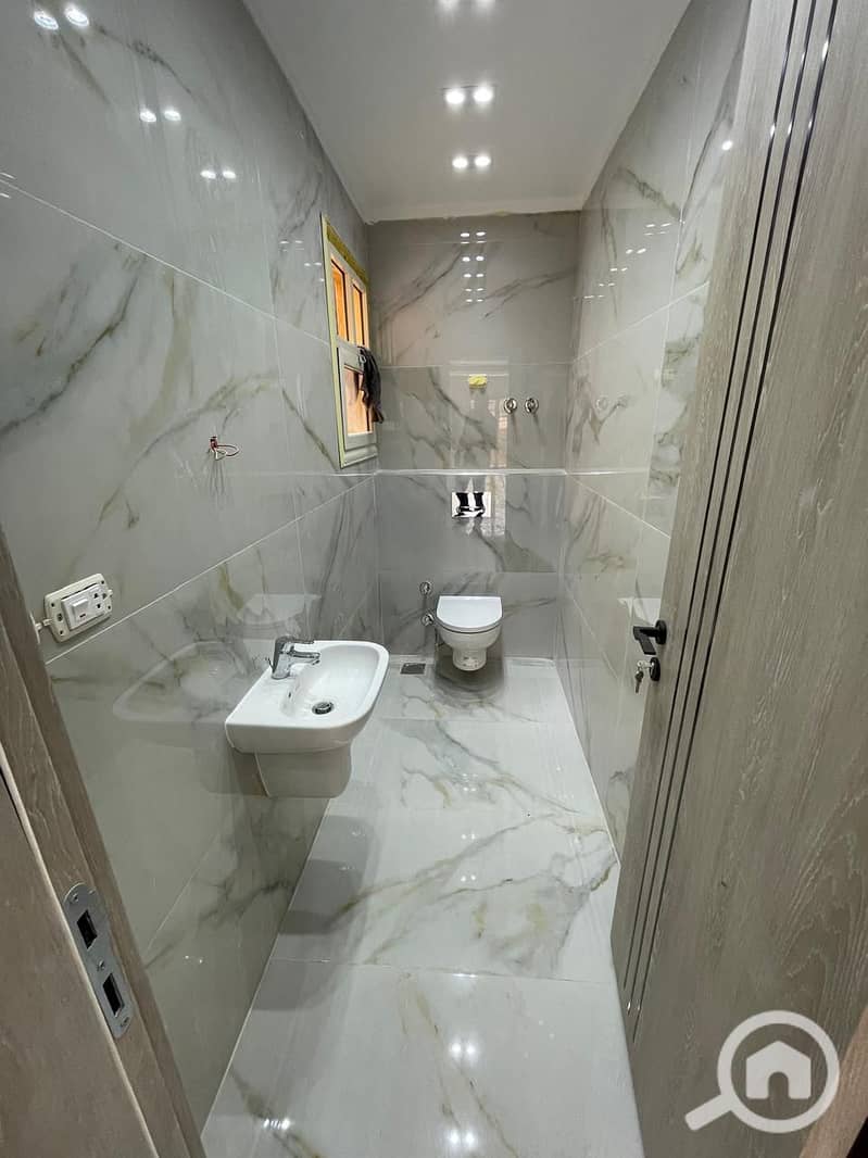 10 WhatsApp Image 2025-10-13 at 1.36. 33 AM. jpeg