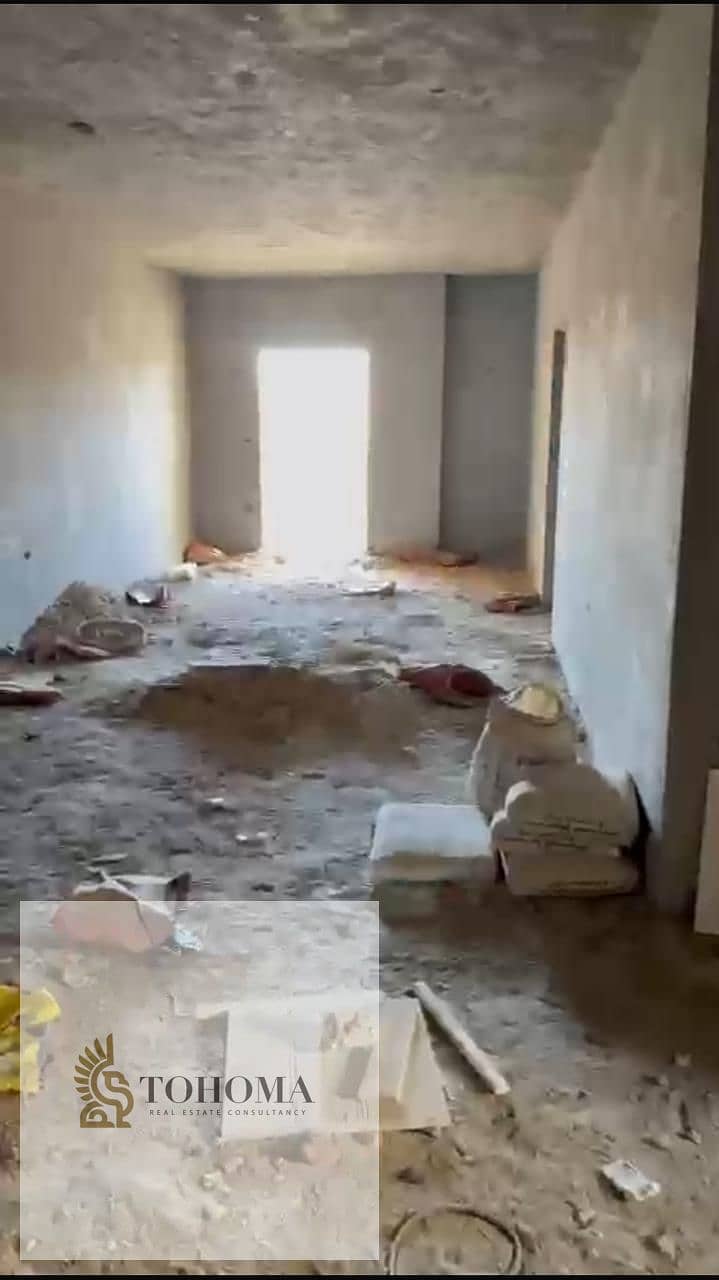 6 c0d029c5-69a2-4085-8d20-abfa498c4e2c. jpg