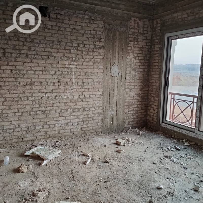 18 f40b97ec-7d99-4636-99eb-6e84bc804710. jpg