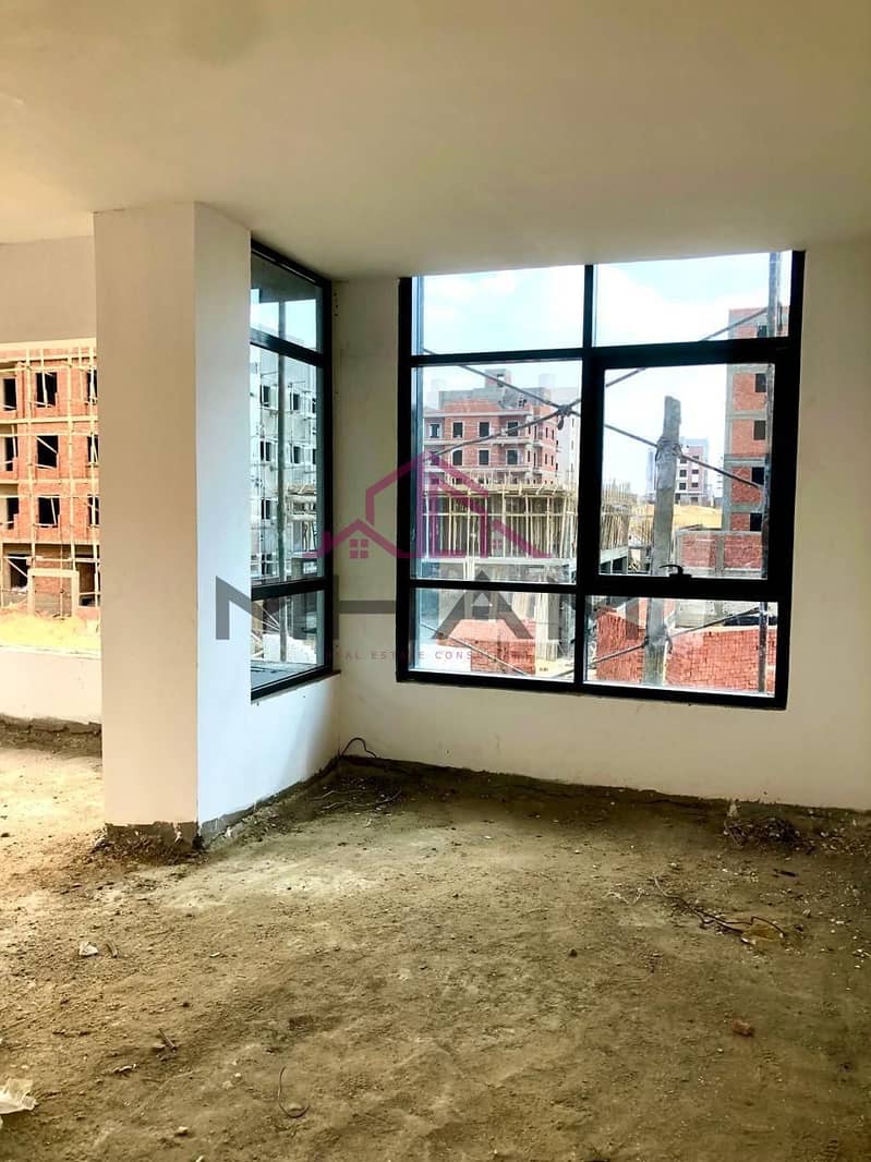 4 photo_5830455732988480706_y. jpg