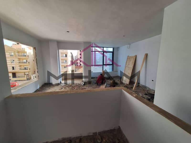 12 photo_5830455732988480712_y. jpg