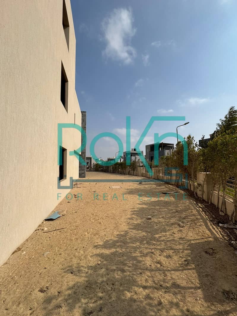 8 WhatsApp Image 2025-11-20 at 12.57. 48 PM. jpeg