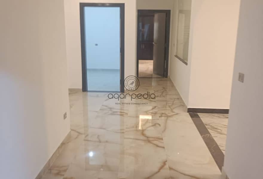 10 2379b9f6-fb1d-4608-afe9-712dc2eaae8d. jpg