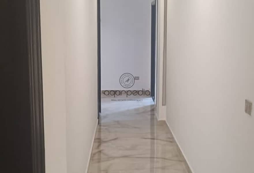 13 fec735ea-e760-4ac1-904a-f1c8aed34850. jpg