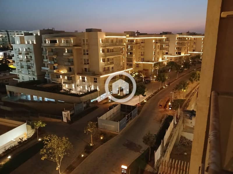 2 15ebc3fc-2e54-4b7c-b60e-f5c43cc6904e. jpg