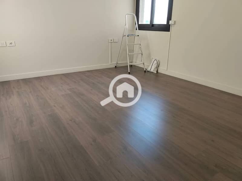 5 WhatsApp Image 2024-12-18 at 1.27. 44 PM (2). jpeg