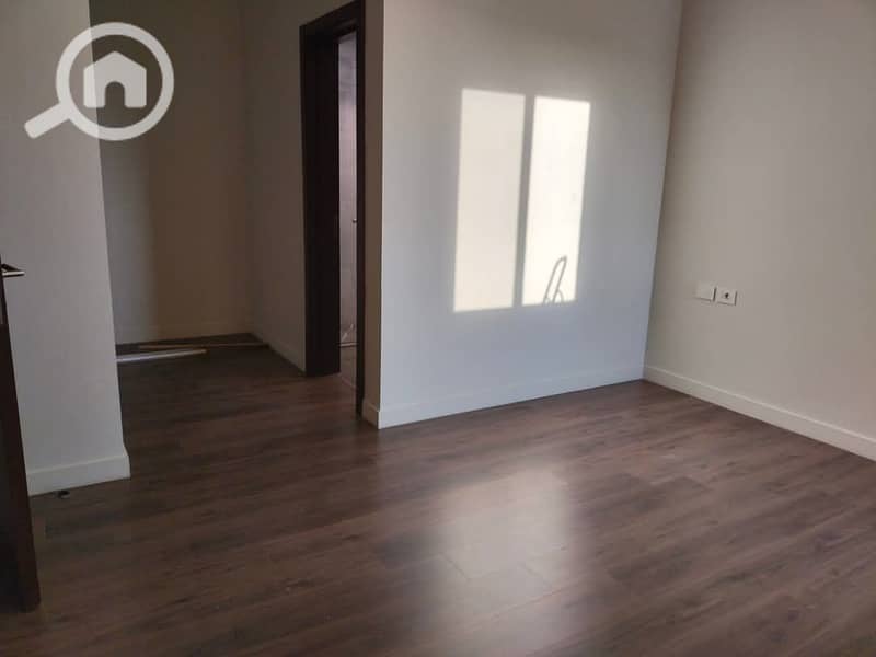 7 WhatsApp Image 2024-12-18 at 1.27. 44 PM (1). jpeg