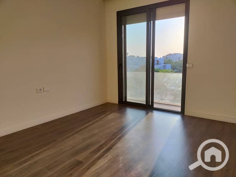 11 WhatsApp Image 2024-12-18 at 1.27. 45 PM (1). jpeg