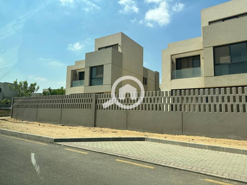 4 WhatsApp Image 2025-09-25 at 3.56. 05 PM (2). jpeg