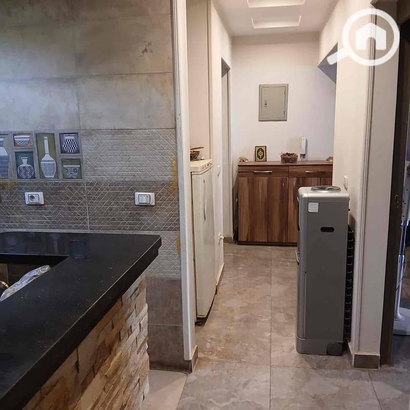 4 d3c37667-b626-405c-96f7-1386cc0eda58. jpg