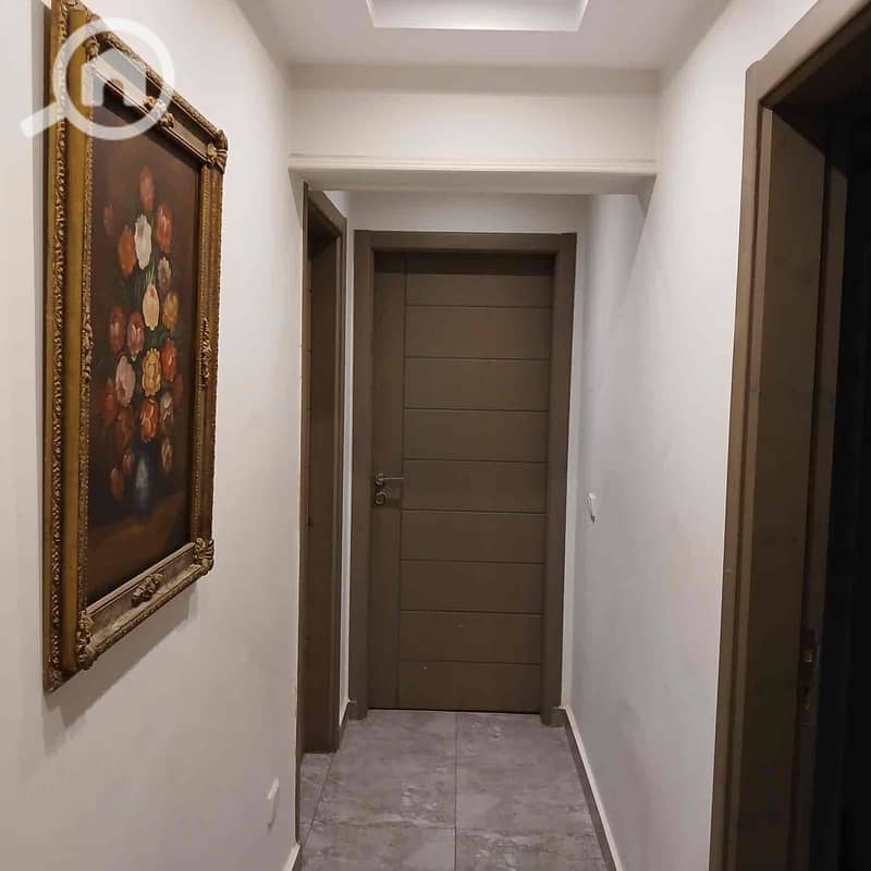 10 207ef233-1afe-421c-a8ef-58428c84df2f. jpg