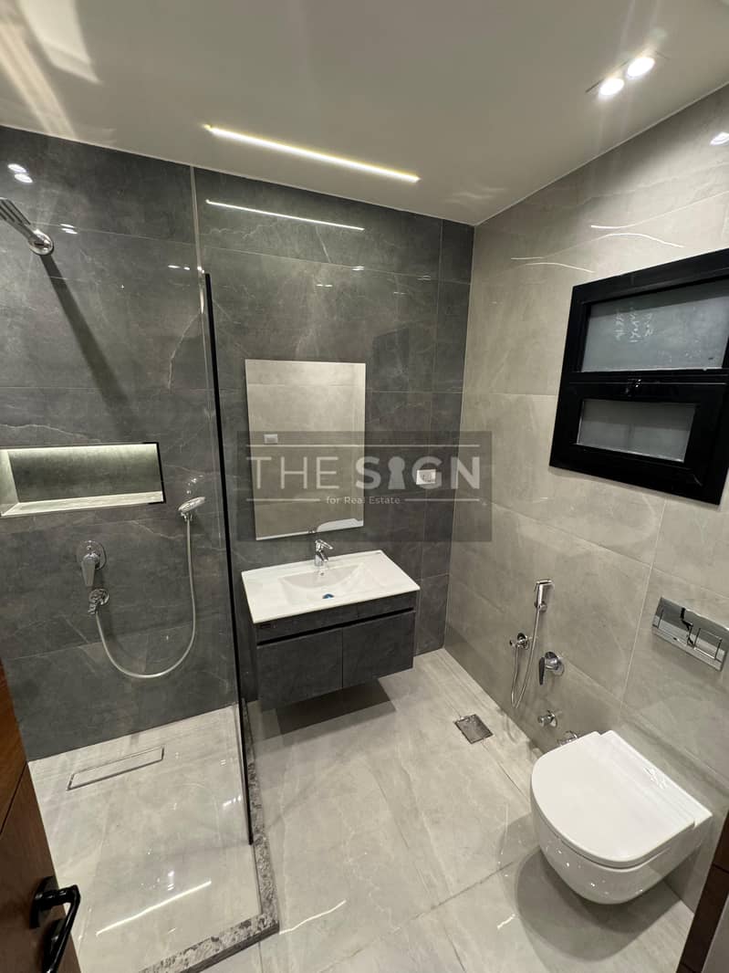 8 WhatsApp Image 2025-11-12 at 15.44. 01. jpeg