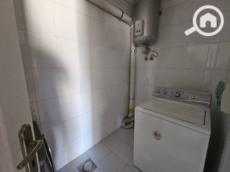 11 62ed0f8a-78e3-4f97-82a2-62ef174b686e. jpeg