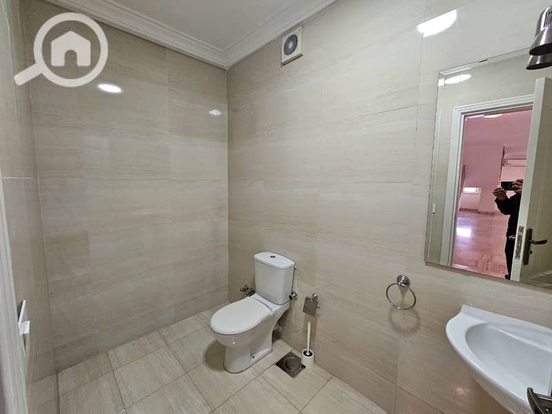 12 5362c2e4-5c76-48fc-91c7-f6ac16570f47. jpeg