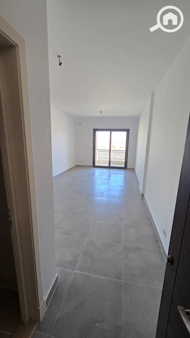 3 883a263a-29e0-4287-9ae3-ac8dcc3c09e8. jpg