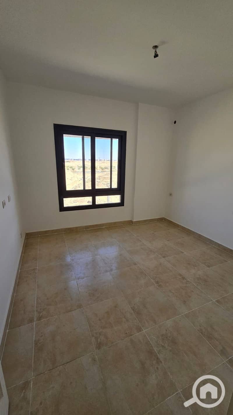 7 687727a8-c01d-4380-82eb-fc013f76596b. jpg