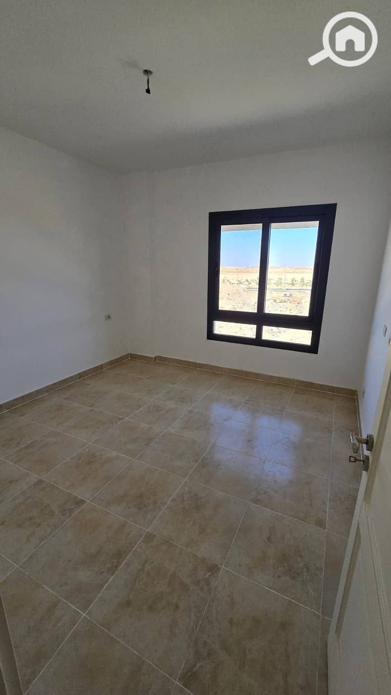 8 92995955-e45d-4486-86e1-95bf9a37d0e8. jpg