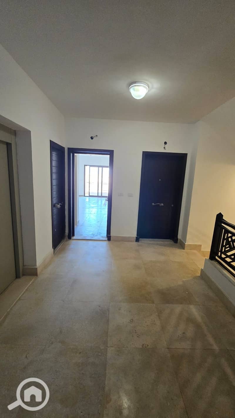 14 d1757222-c4fd-430d-9eae-b34f67953ea0. jpg