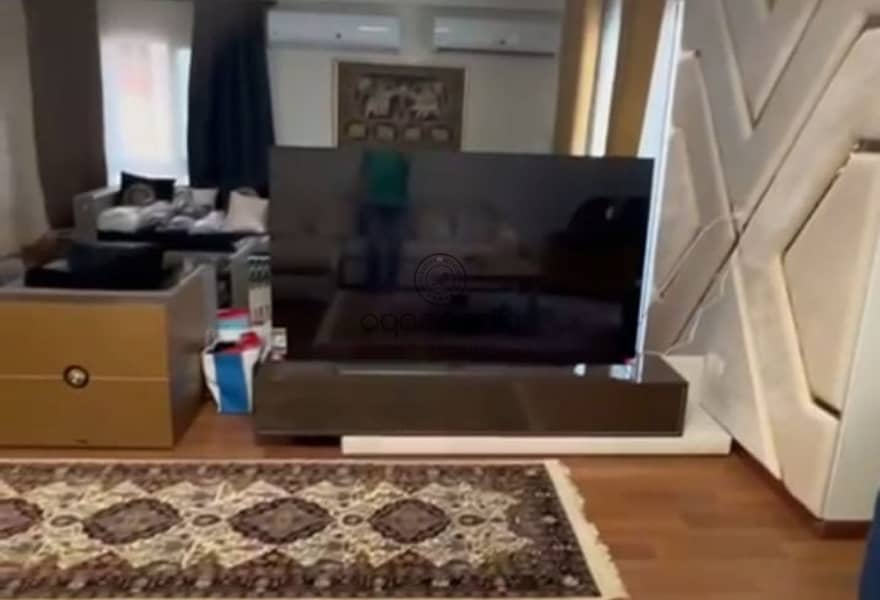 2 1b518ab4-1c51-429a-81e3-658f9b937816. jpg