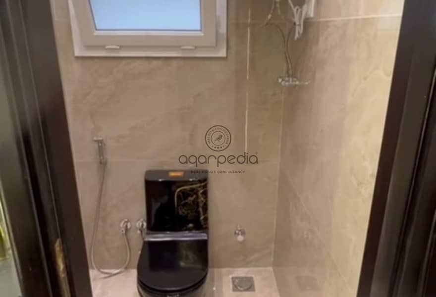 6 65e1a82d-f646-477e-9c01-2078a97023e5. jpg