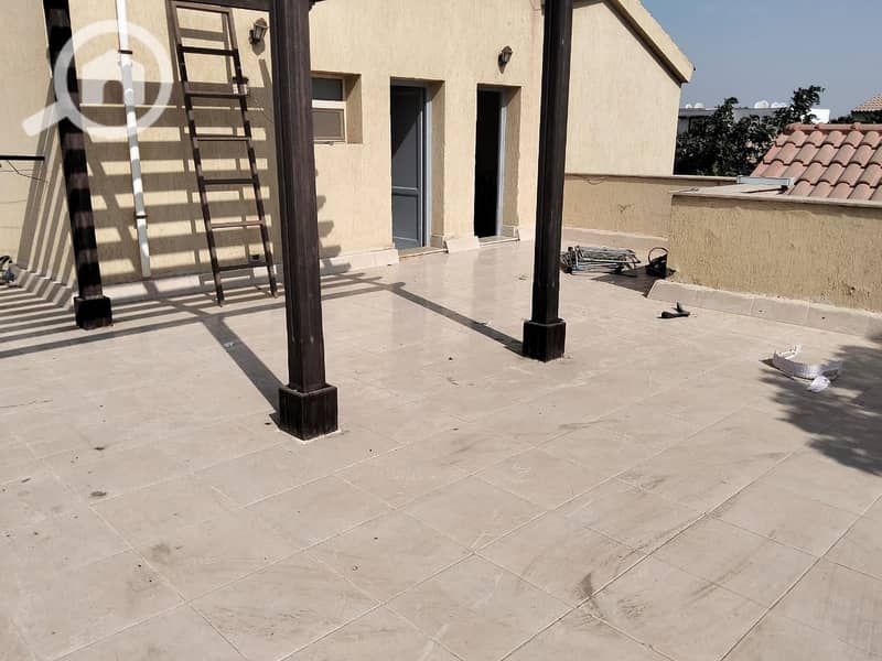 5 2e8ffd75-64a0-4f7c-a0aa-516ed066d457. jpg