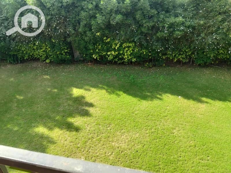 13 aae5480d-1e4b-495e-9b99-50ea994f1f19. jpg