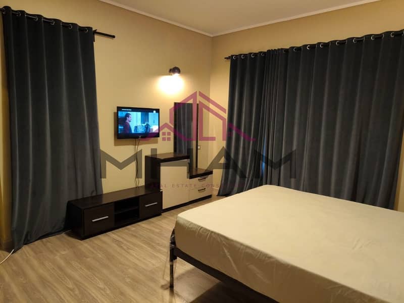 6 photo_5832585418292005838_y. jpg