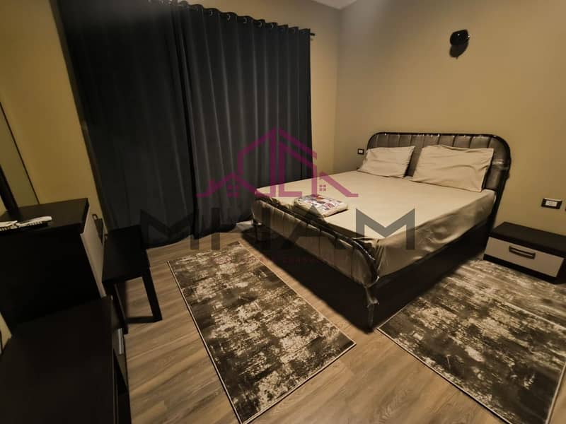 11 photo_5832585418292005845_y. jpg