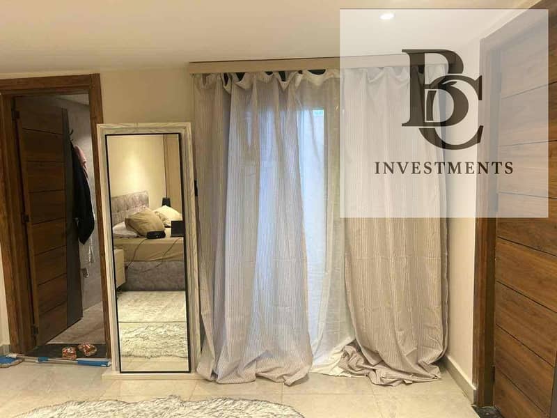 4 a4faf19f-591a-44df-80f5-f865ef182c7d. jpg