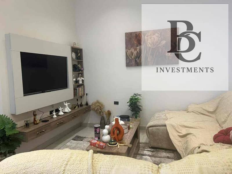 10 d7d8dc13-a2e8-448d-9b79-e0135795ed79. jpg