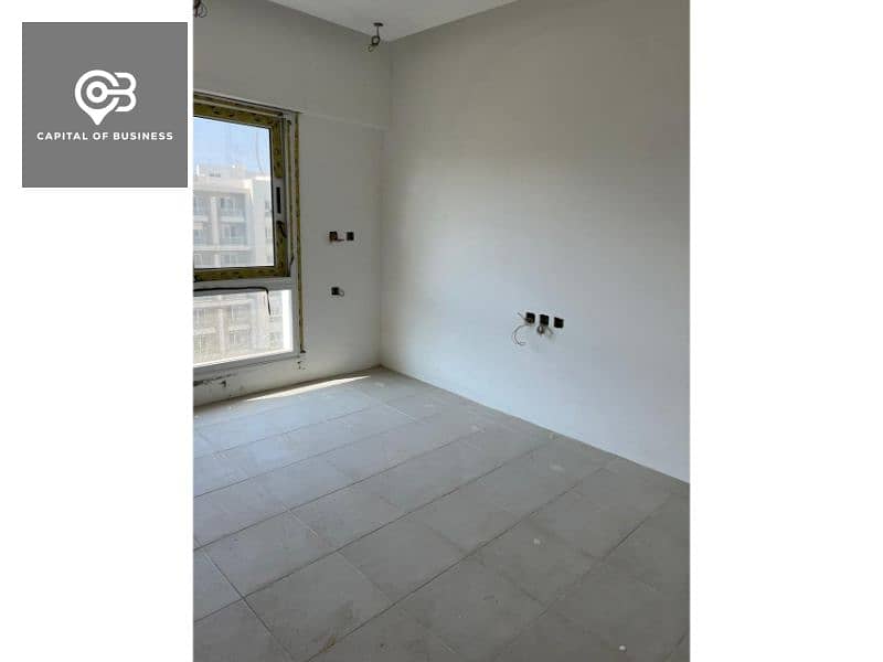 8 WhatsApp Image 2025-10-13 at 9.02. 25 PM (1). jpg