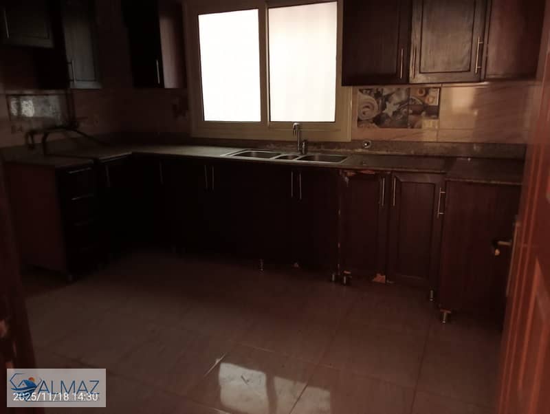 10 WhatsApp Image 2025-11-20 at 1.44. 32 PM. jpeg