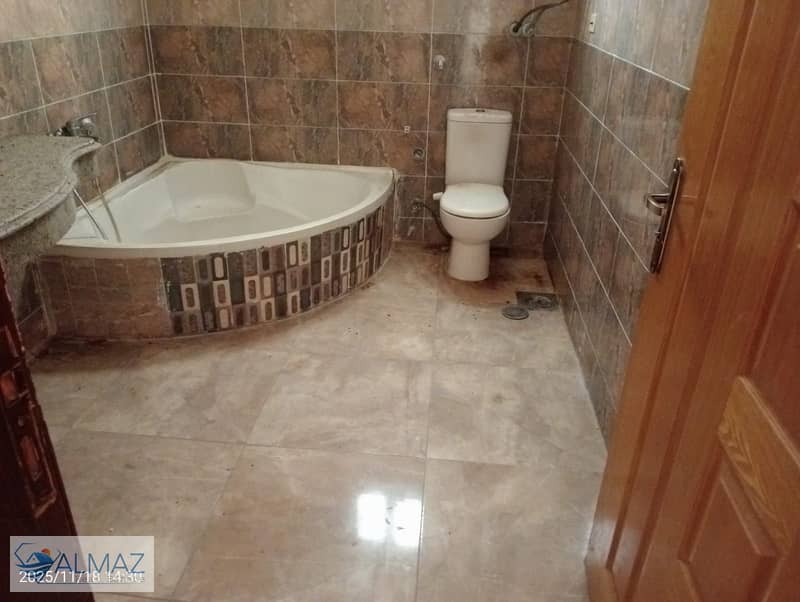 13 WhatsApp Image 2025-11-20 at 1.44. 35 PM (1). jpeg