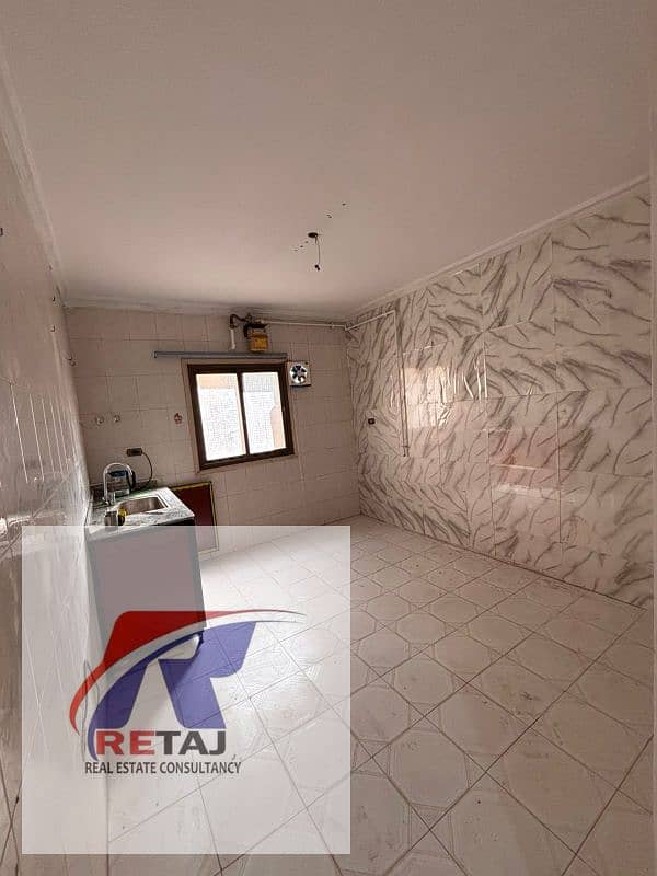 7 992161ee-4627-4d2d-9309-ae41af9fa7de. jpg