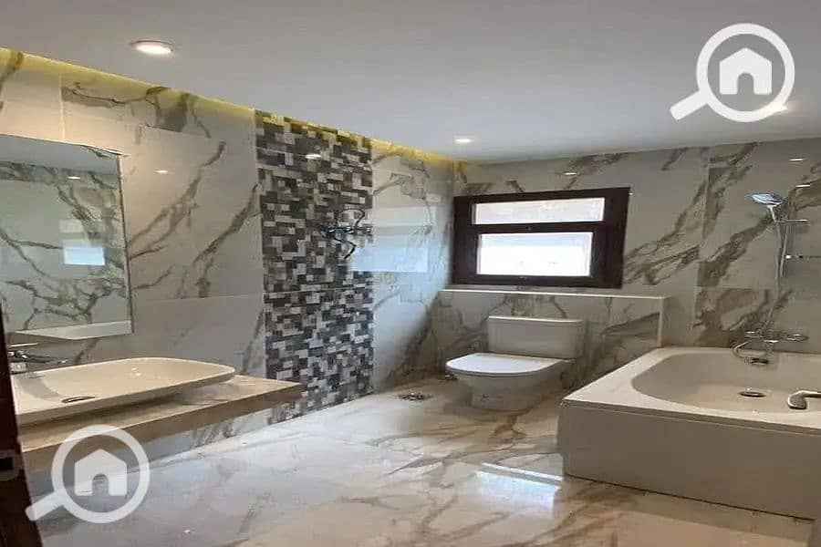 10 32050409-800x600. JPG