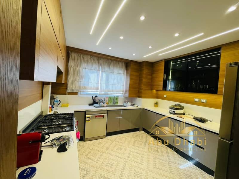 7 bf55b1e8-e734-449b-a854-5261e50f0ee6. jpg