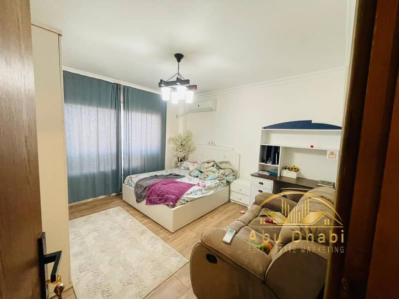 18 e0ce25d9-aee7-499c-88af-e478f93c0854. jpg