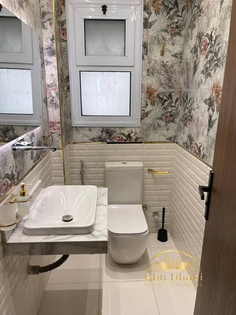 23 1b8fa6fe-11fa-476d-8af1-e31628a4a095. jpg