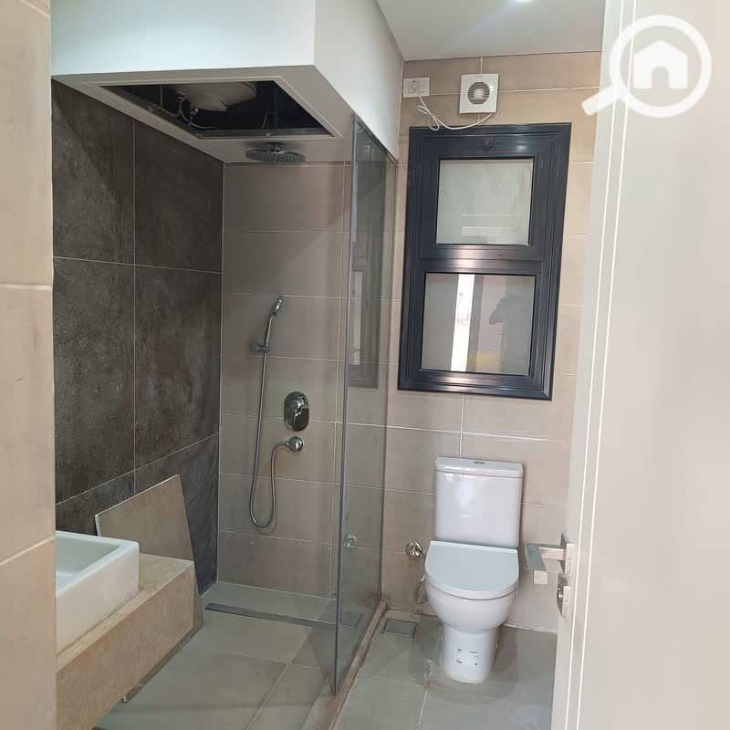 10 WhatsApp Image 2025-11-20 at 1.56. 49 PM. jpeg