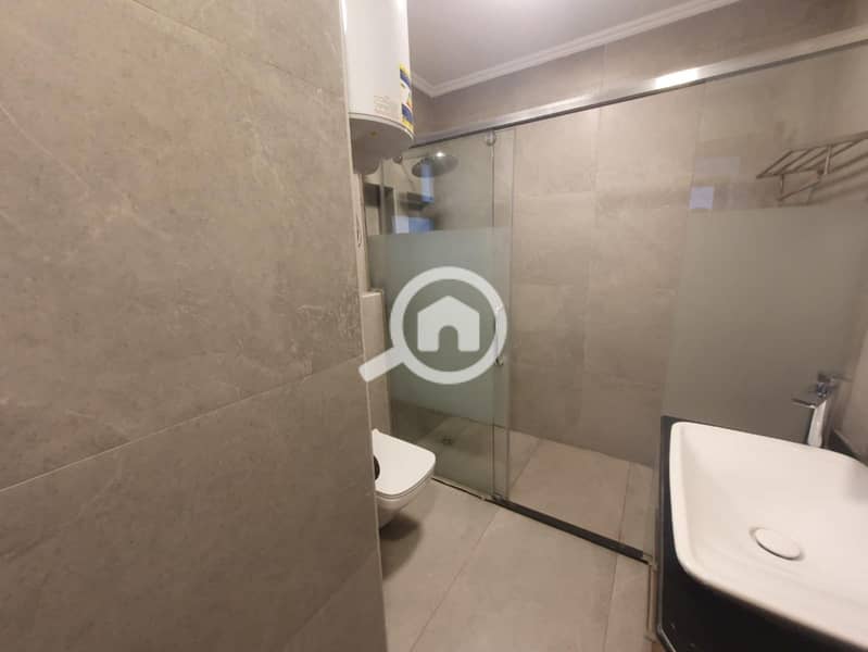 7 50381285-52ca-49a7-a3e6-f2d0d63677e0. jpg